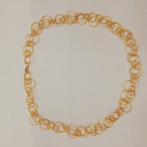 Collier fili battuti a mano oro giallo